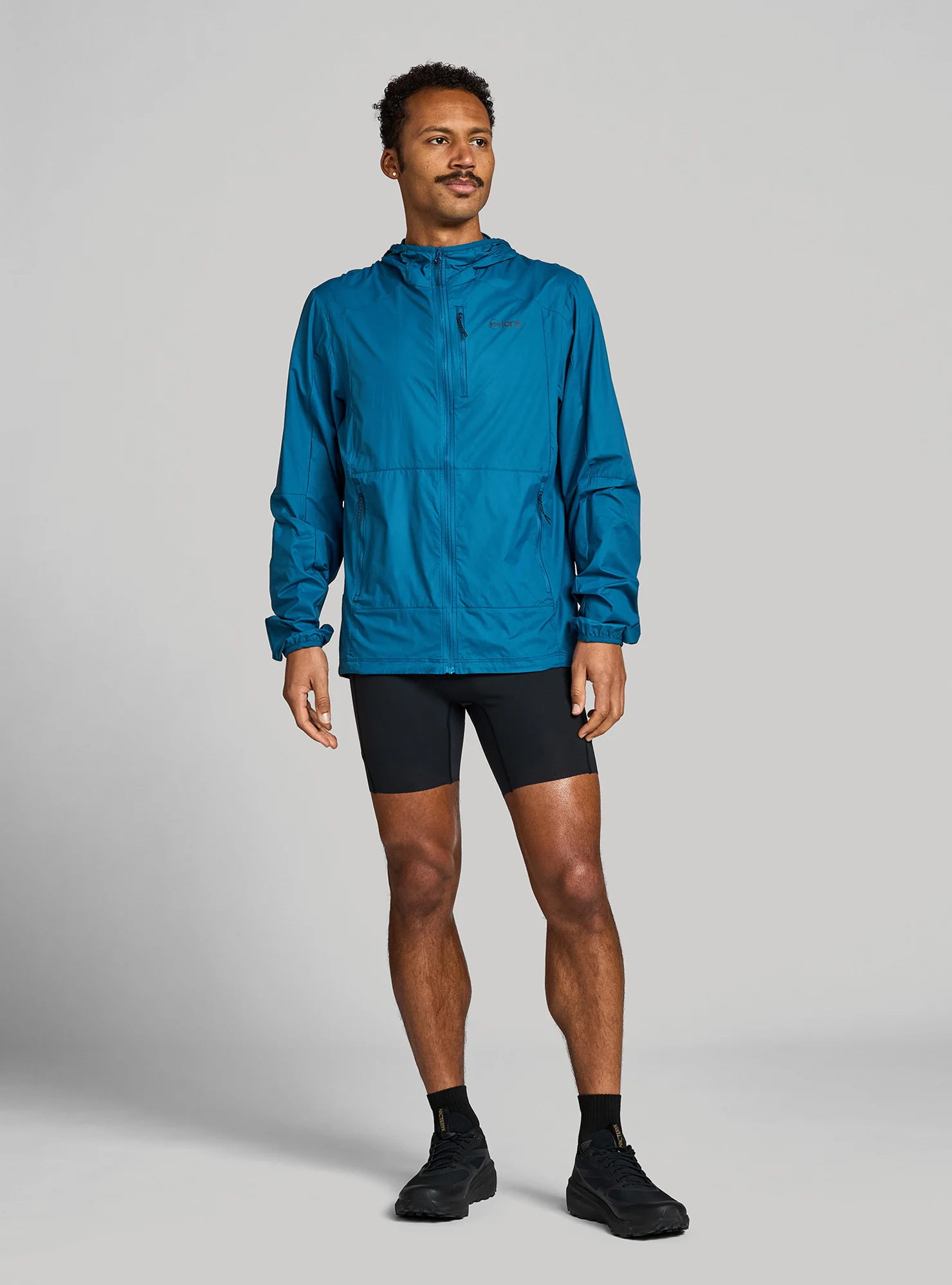 M's Zephyrunner Wind Shell - Image 16