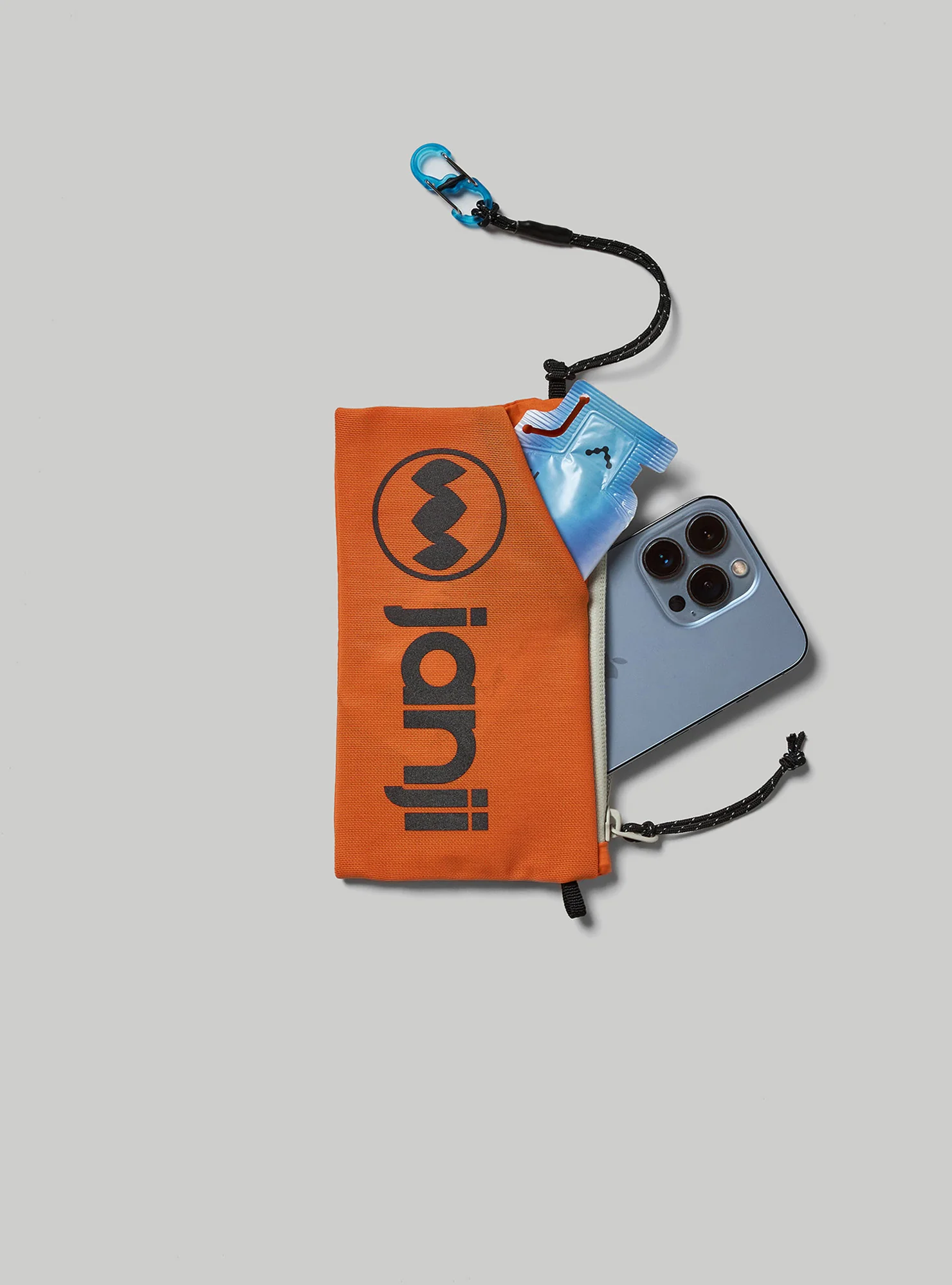 Multipocket Medium Zip Pouch - Image 10
