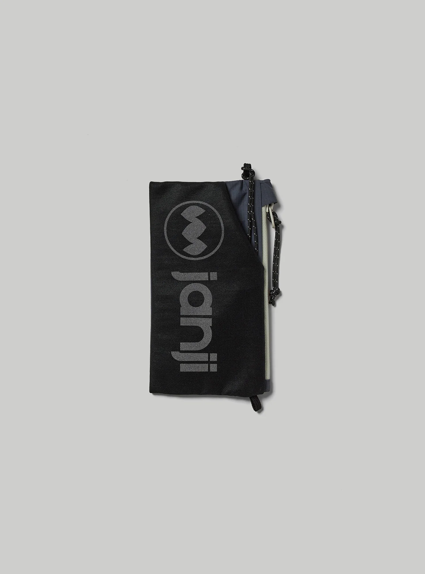 Multipocket Medium Zip Pouch - Image 12