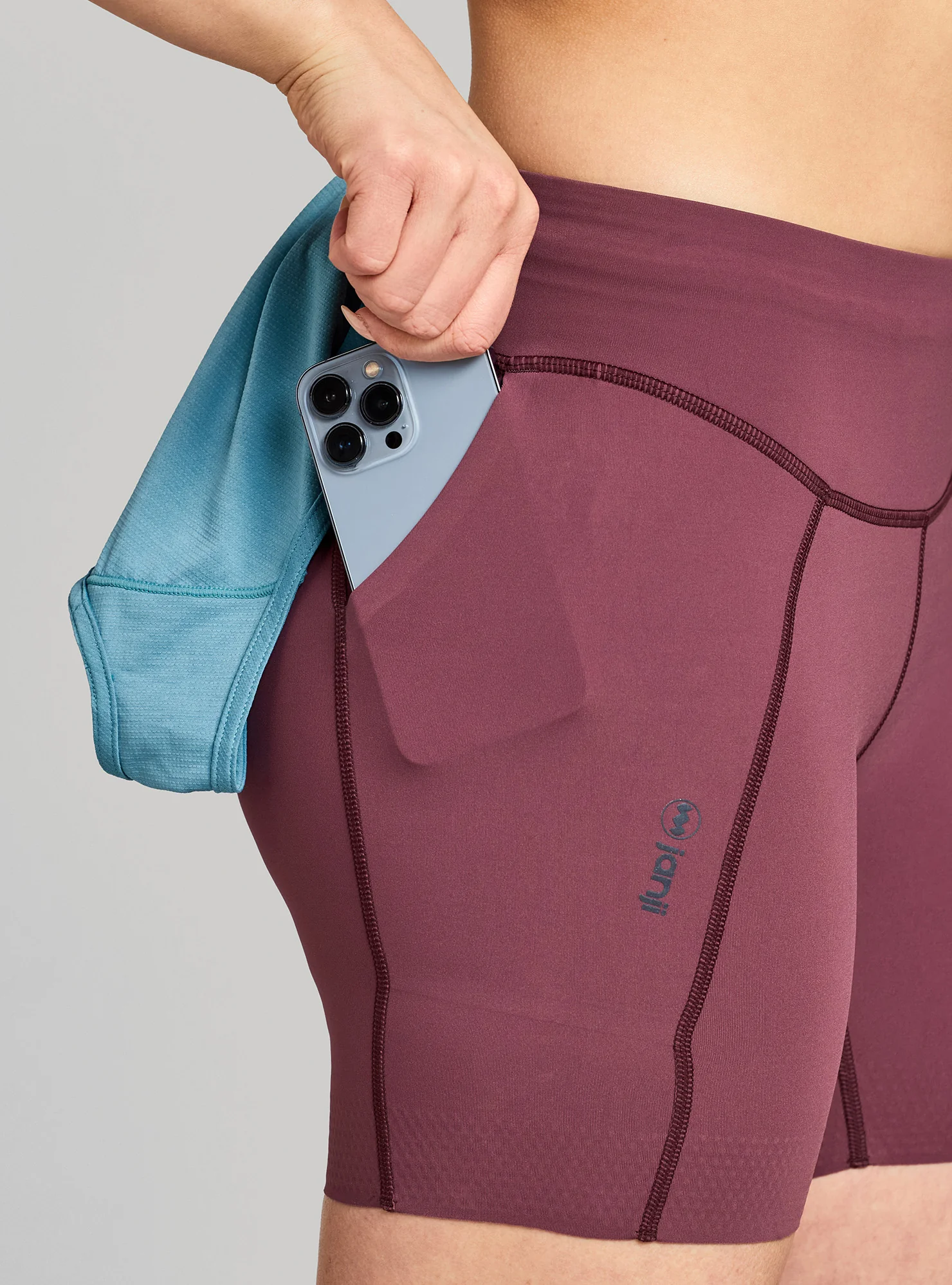 W's 5" Pace Short - Image 16